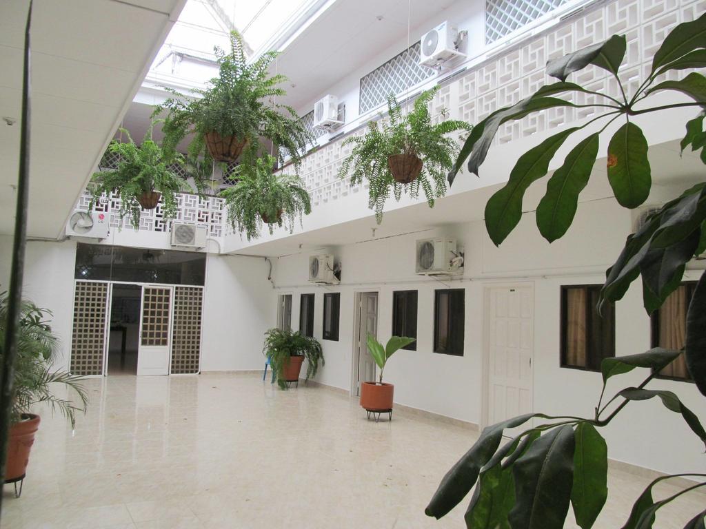 Hotel Royal Plaza Флоренсия Экстерьер фото