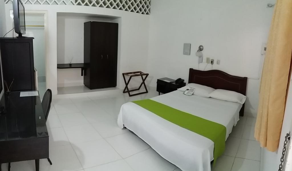 Hotel Royal Plaza Флоренсия Экстерьер фото